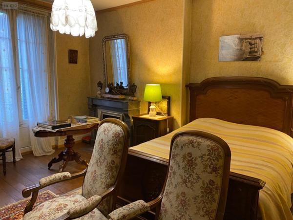 Maison de maitre à vendre à Châtillon-sur-Indre dans l'Indre (36700), ref : 1044945