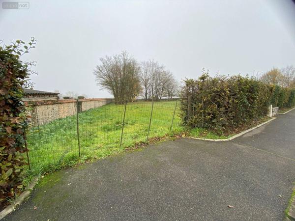 Terrain à Batir à vendre à Beaumont-les-Autels dans l'Eure-et-Loir (28480), ref : 221105