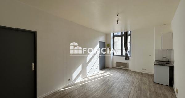 Location Studio 24.1 m² - Orléans 45000