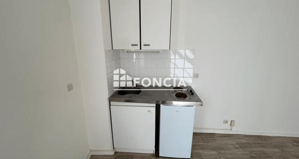 Location Studio 24.1 m² - Orléans 45000