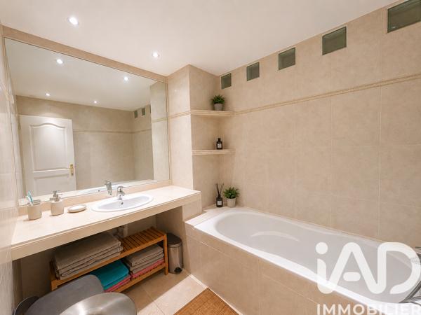 Maison à vendre 7 pièces 205 m² Bagneux