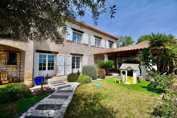 Maison 4 chambre(s) à vendre - Gattières, Alpes-Maritimes - 06