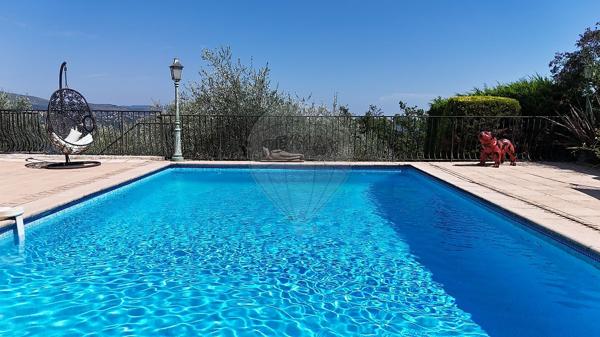 Maison 4 chambre(s) à vendre - Gattières, Alpes-Maritimes - 06