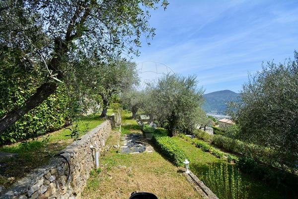 Maison 4 chambre(s) à vendre - Gattières, Alpes-Maritimes - 06