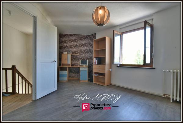 Maison de ville fonctionnelle, proche de toutes commodités