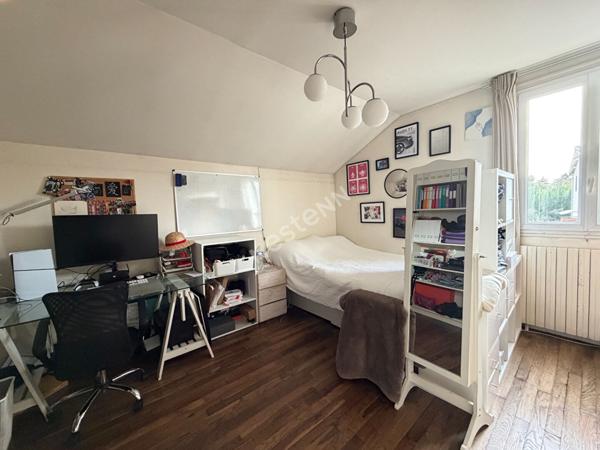 Maison à vendre à Nanterre - 4 pièces, 3 chambres, 110 m²