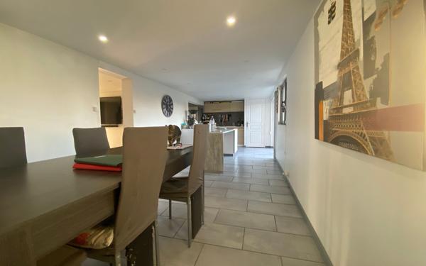 Maison à vendre    5 pièces •  Dornes