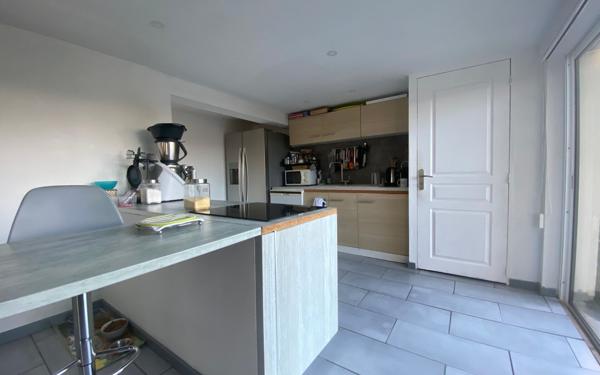 Maison à vendre    5 pièces •  Dornes