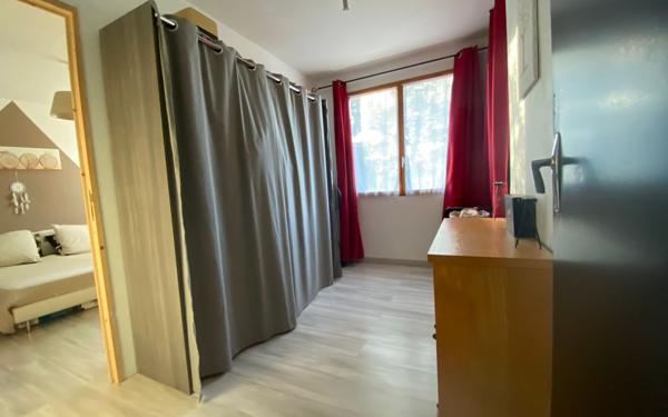 Maison à vendre    5 pièces •  Dornes