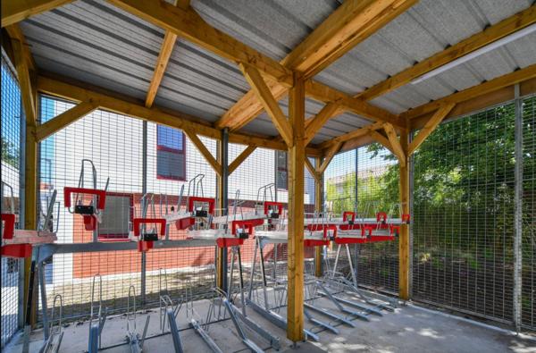 Capeyron maison de ville neuve avec jardin