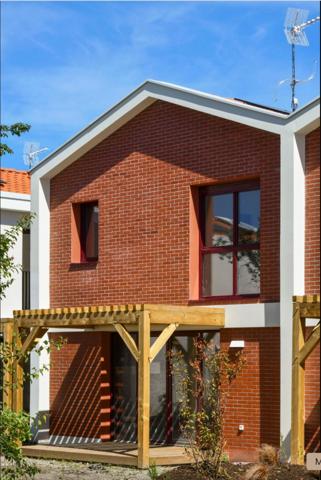 Capeyron maison de ville neuve avec jardin