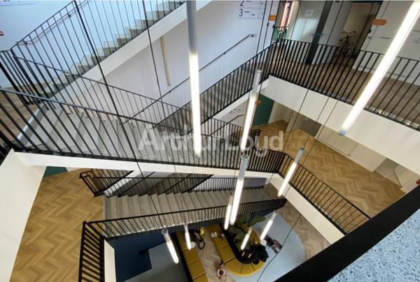 Bureaux modernes à louer à Lille - Immeuble BREEAM Very Good au coeur d'Euratechnologies - PMR sécurisé