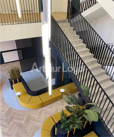 Bureaux modernes à louer à Lille - Immeuble BREEAM Very Good au coeur d'Euratechnologies - PMR sécurisé