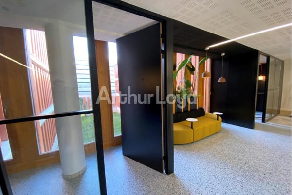 Bureaux modernes à louer à Lille - Immeuble BREEAM Very Good au coeur d'Euratechnologies - PMR sécurisé