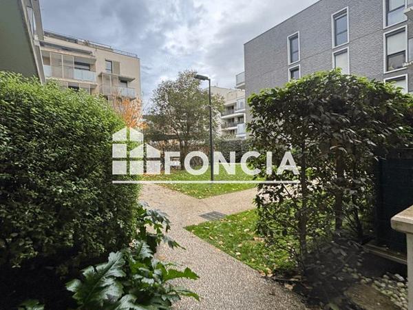 Location Appartement 2 pièces 47 m² - 14 RUE DU FOUR A CHAUX Lyon 69009