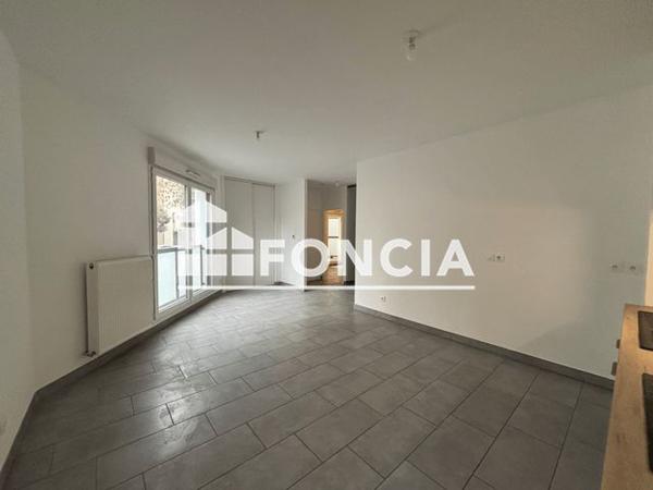 Location Appartement 2 pièces 47 m² - 14 RUE DU FOUR A CHAUX Lyon 69009