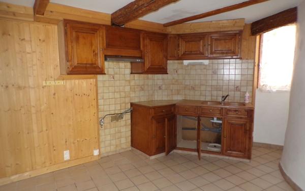 Appartement à vendre    2 pièces • 33,84 m2 La Tour-d'Aigues