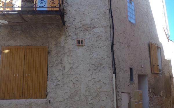 Appartement à vendre    2 pièces • 33,84 m2 La Tour-d'Aigues