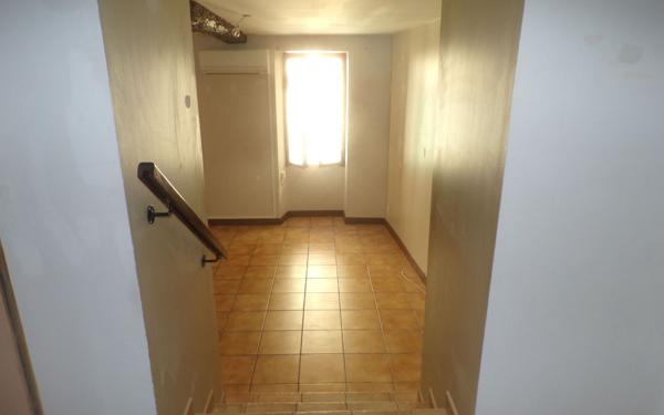 Appartement à vendre    2 pièces • 33,84 m2 La Tour-d'Aigues