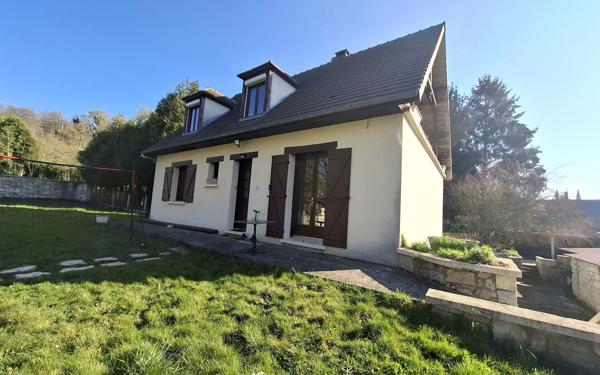 Maison à vendre    5 pièces • 115 m2 Cuise-la-Motte