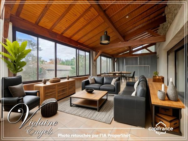 Grande maison familiale avec dépendances, piscine et vaste atelier à Pépieux (Aude – Minervois)