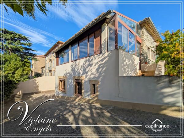 Grande maison familiale avec dépendances, piscine et vaste atelier à Pépieux (Aude – Minervois)