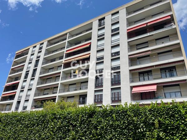 ECHIROLLES : appartement T4 (85 m²) à louer