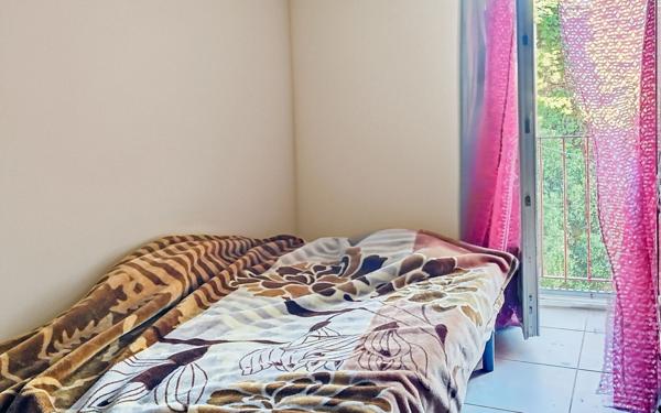 Appartement à vendre    2 pièces • 40 m2 Marseille 15