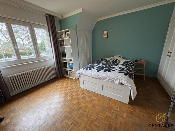 Maison semi-individuelle à vendre à Wasquehal - 4 chambres jardin et garage!