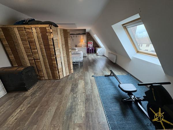 Maison semi-individuelle à vendre à Wasquehal - 4 chambres jardin et garage!