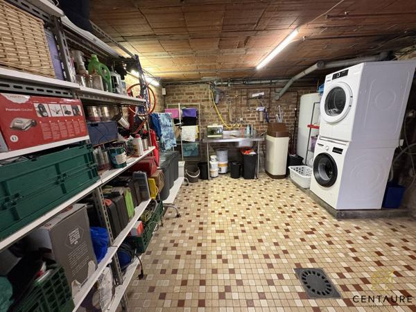 Maison semi-individuelle à vendre à Wasquehal - 4 chambres jardin et garage!