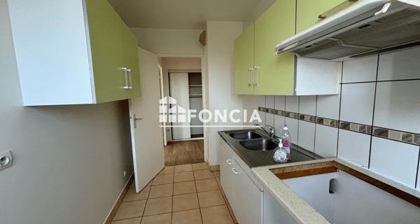 Location Appartement 2 pièces 46.79 m² - Mantes-la-jolie 78200