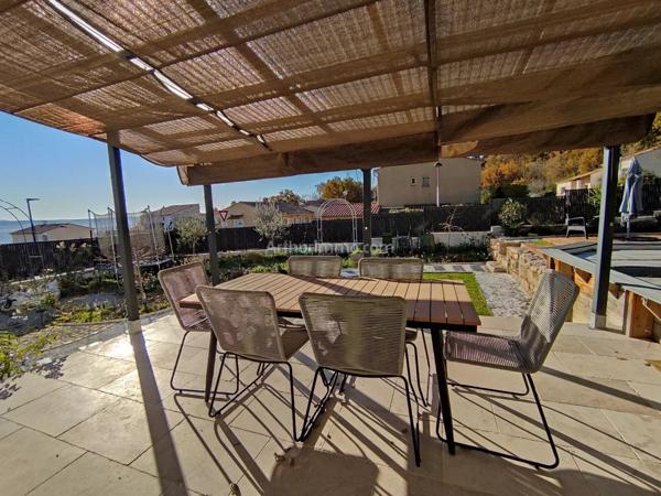 Location Maison 5 pièces à Sainte-Tulle