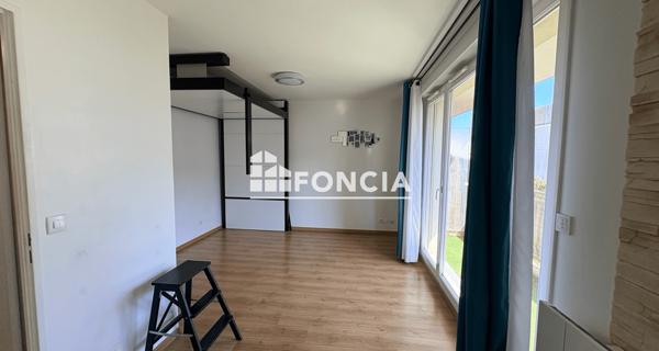 Location Studio 29.68 m² - Bussy-saint-georges 77600