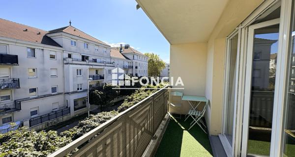 Location Studio 29.68 m² - Bussy-saint-georges 77600