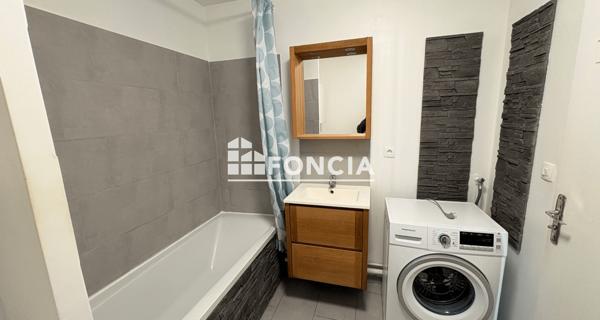 Location Studio 29.68 m² - Bussy-saint-georges 77600