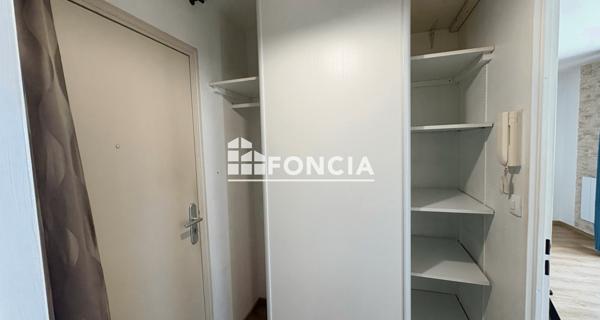 Location Studio 29.68 m² - Bussy-saint-georges 77600