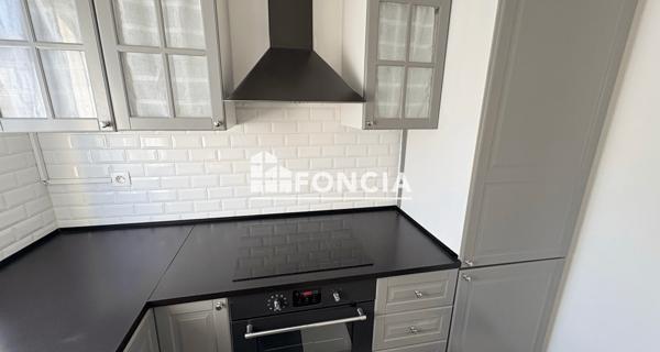 Location Studio 29.68 m² - Bussy-saint-georges 77600