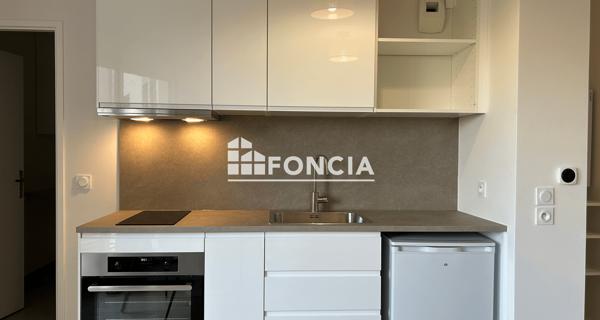 Location Studio meublé 29.96 m² - Saint-maur-des-fossés 94100
