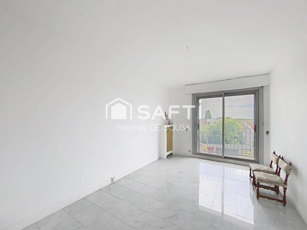 Appartement familial et studio indépendant, à 10mn du centre ville et du RER