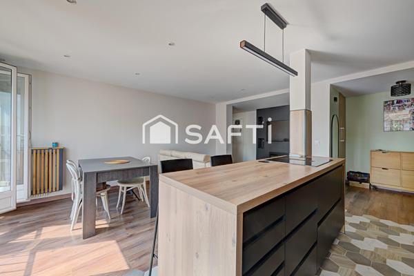 Appartement 3 pièces en parfait état avec stationnement