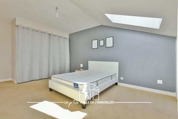 Maison
         5 pièces
        - 171 m² 199 900 € *