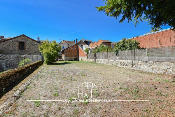 Maison
         5 pièces
        - 171 m² 199 900 € *