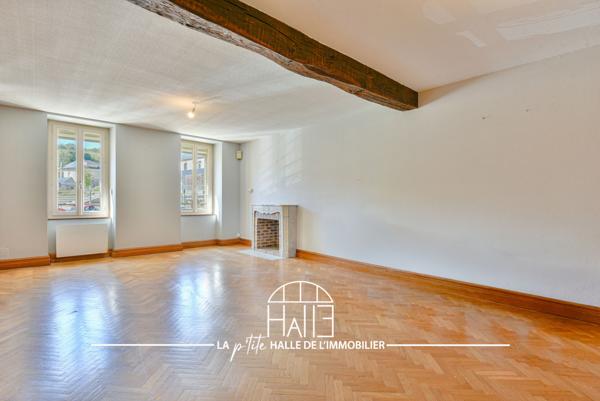Maison
         5 pièces
        - 171 m² 199 900 € *