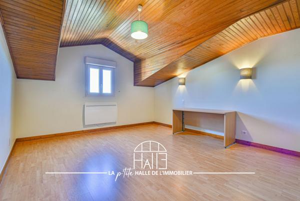 Maison
         5 pièces
        - 171 m² 199 900 € *