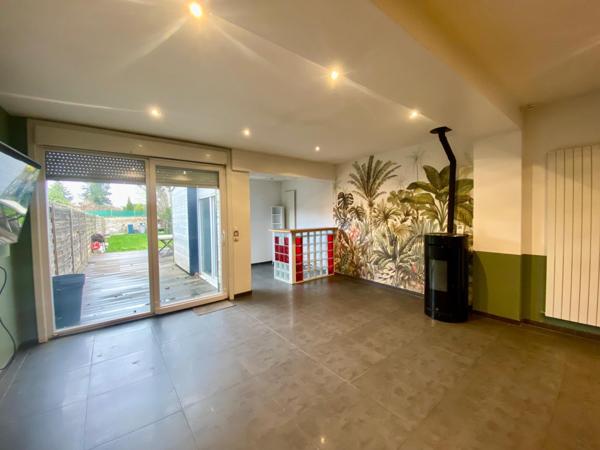 CHARMANTE MAISON DE VILLE 3 CHAMBRES JARDIN