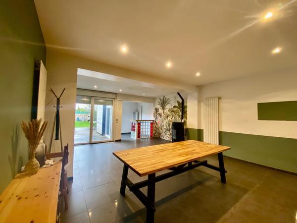 CHARMANTE MAISON DE VILLE 3 CHAMBRES JARDIN