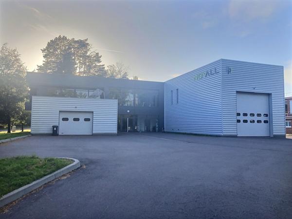 Local Professionnel 1166m² multi usages -loué partiellement -Saint -Avold