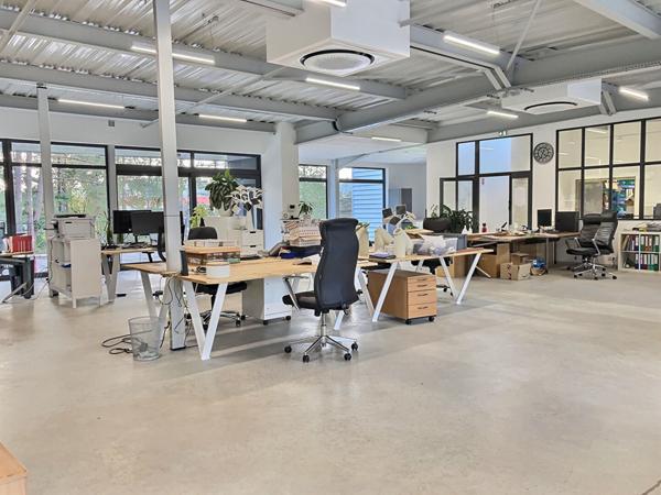 Local Professionnel 1166m² multi usages -loué partiellement -Saint -Avold