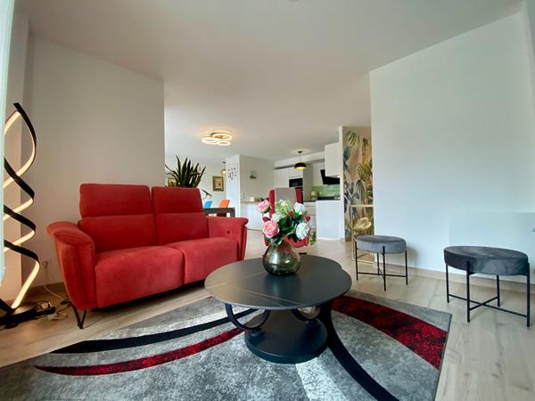 À VENDRE // DINAN -SUPERBE DUPLEX T3 NEUF DE 91 M² AVEC TERRASSE PLEIN SUD